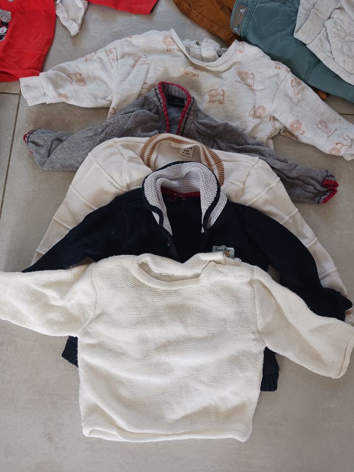 Lot vetement garcon 9 mois - photo numéro 2
