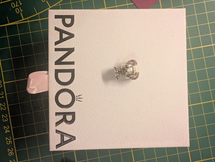 Charm's Stitch Pandora