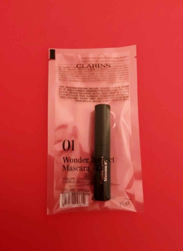 🪷 Mascara Wonder Perfect 4D - Noir - Clarins - Neuf  ⭐ - photo numéro 2