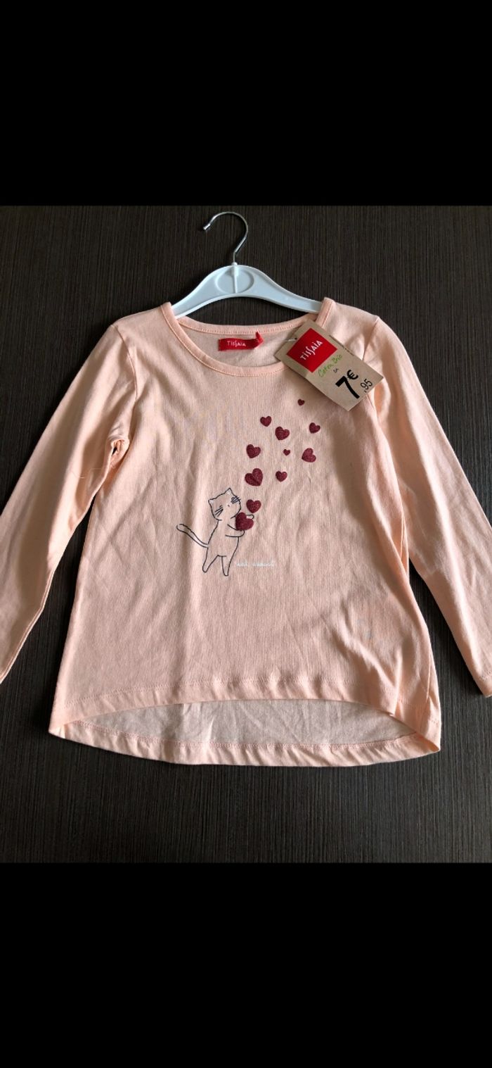 Tee shirt rose fille manches longues 5 ans