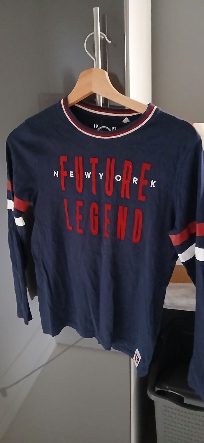 Tee shirt bleu marine manche longue
