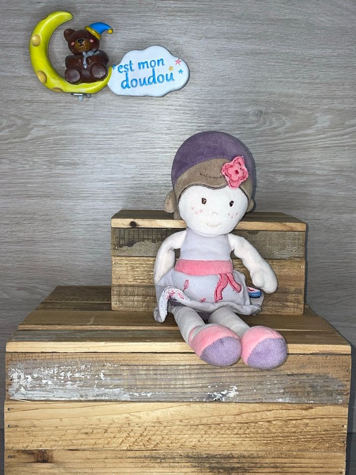 SDO257 doudou poupée 👧🏻 sucre d’orge
