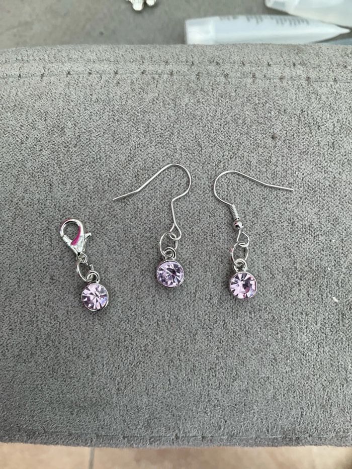 Boucles d’oreilles et breloque rose, lilas neuve