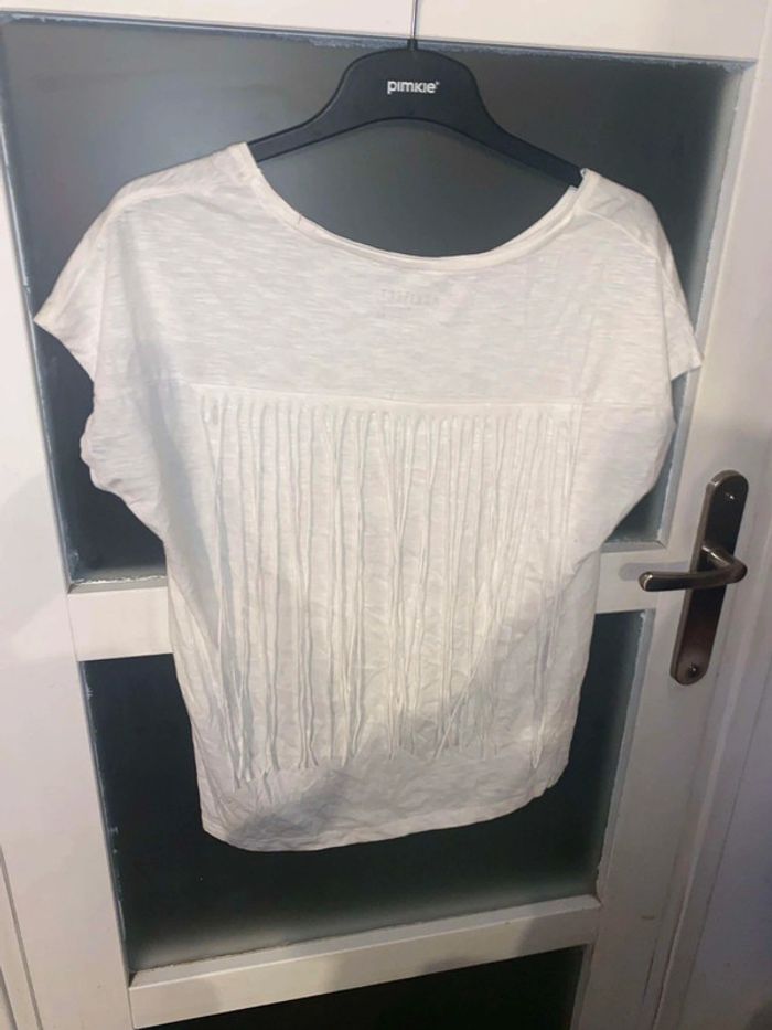 T-shirt taille m - photo numéro 2