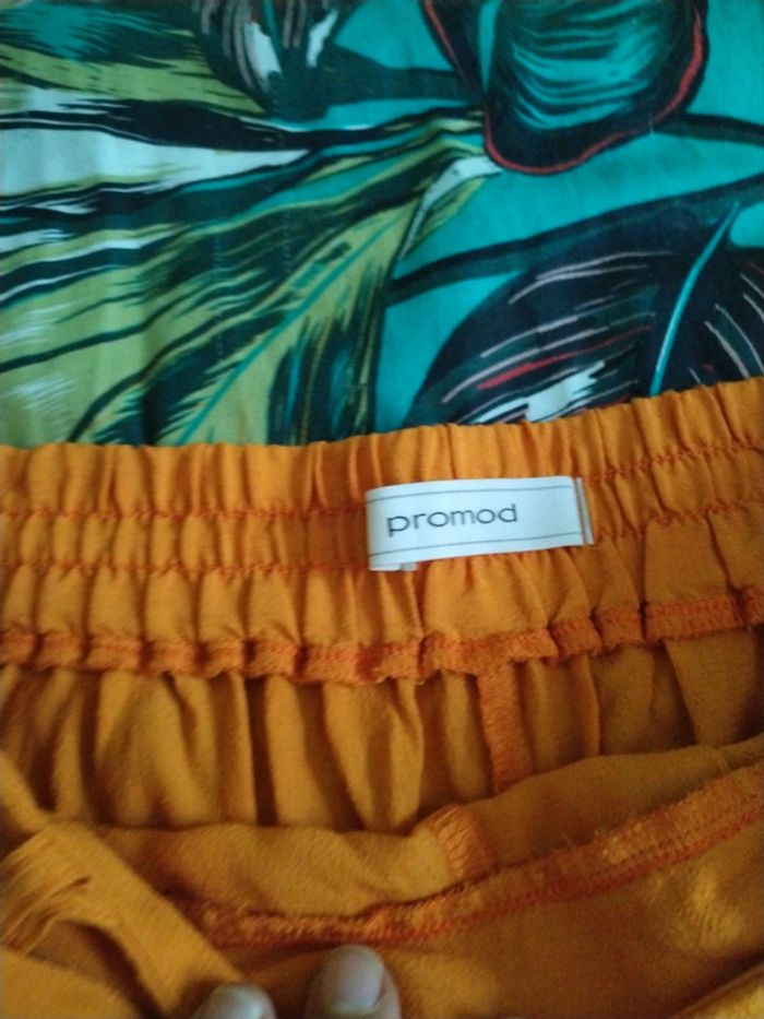 Short orange - photo numéro 2