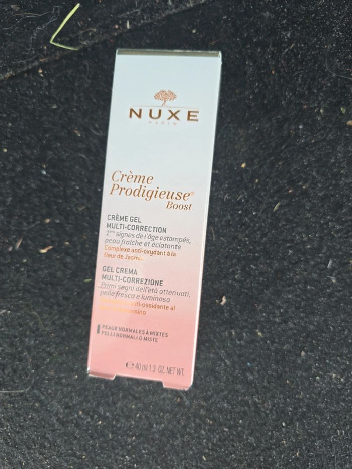 Crème Nuxe neuve