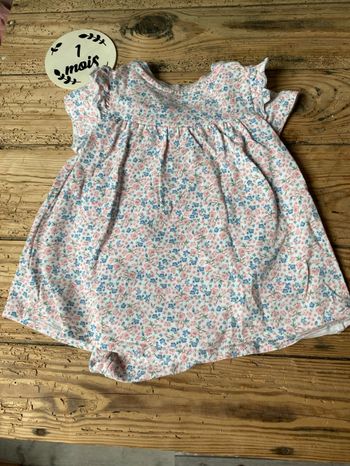 Robe H&M taille 1 mois
