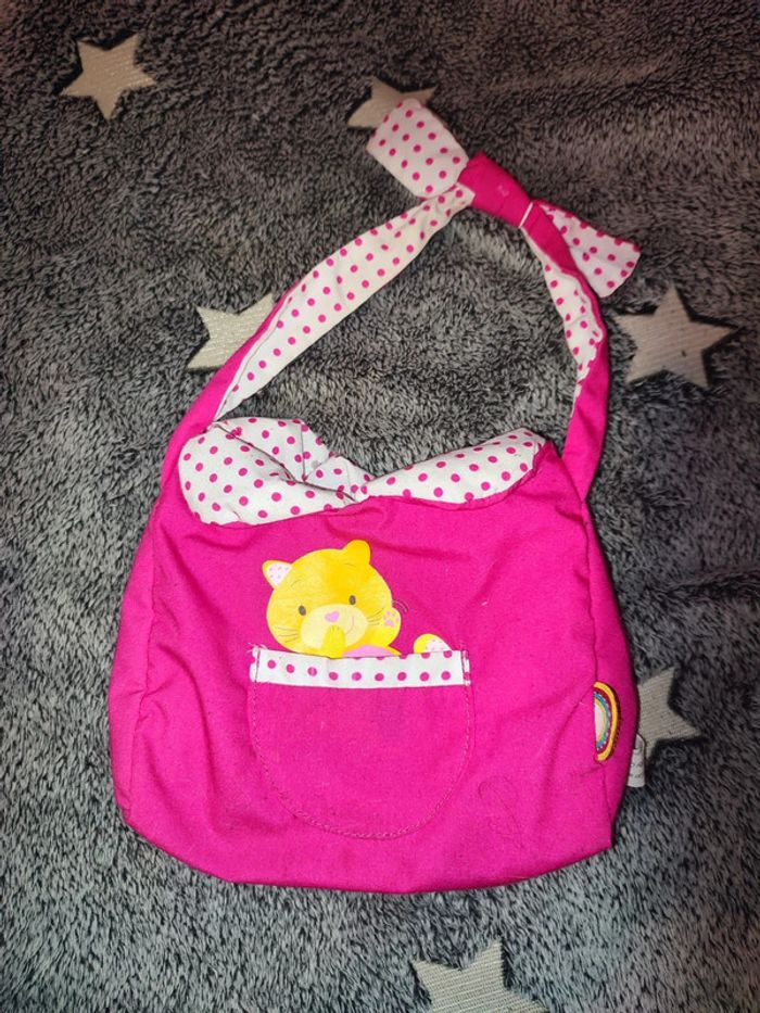 Jolie sac et ses accessoires 👛