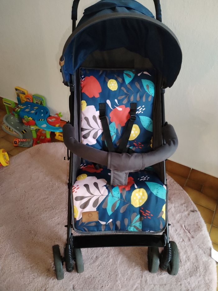 Poussette canne multi-positions