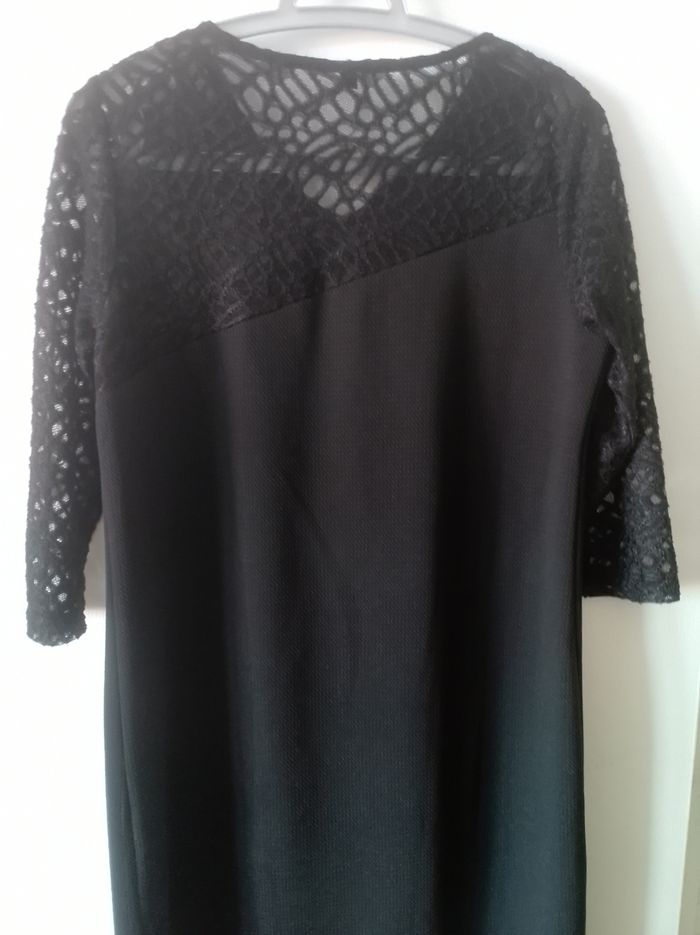 Robe noire - photo numéro 4