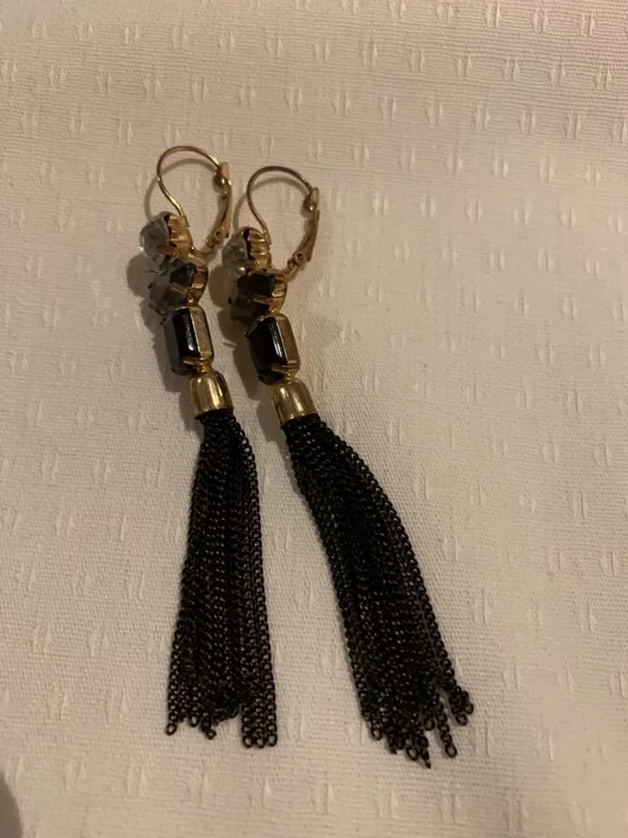 Boucles d’oreilles noires et dorées - photo numéro 2