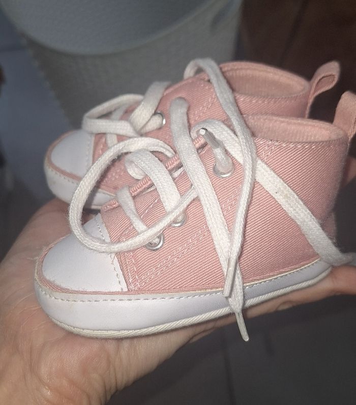 Chaussures bebe - photo numéro 2