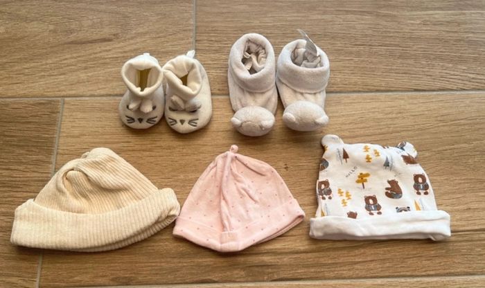 Lot vêtements/pyjamas bébé fille 1 mois - photo numéro 8