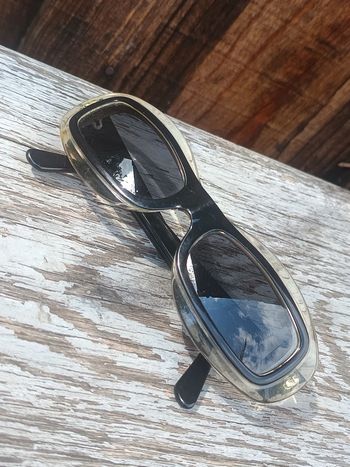 Lunettes de soleil Yves Saint Laurent authentique
