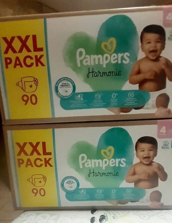 180 couches Pampers Harmonie Taille 4