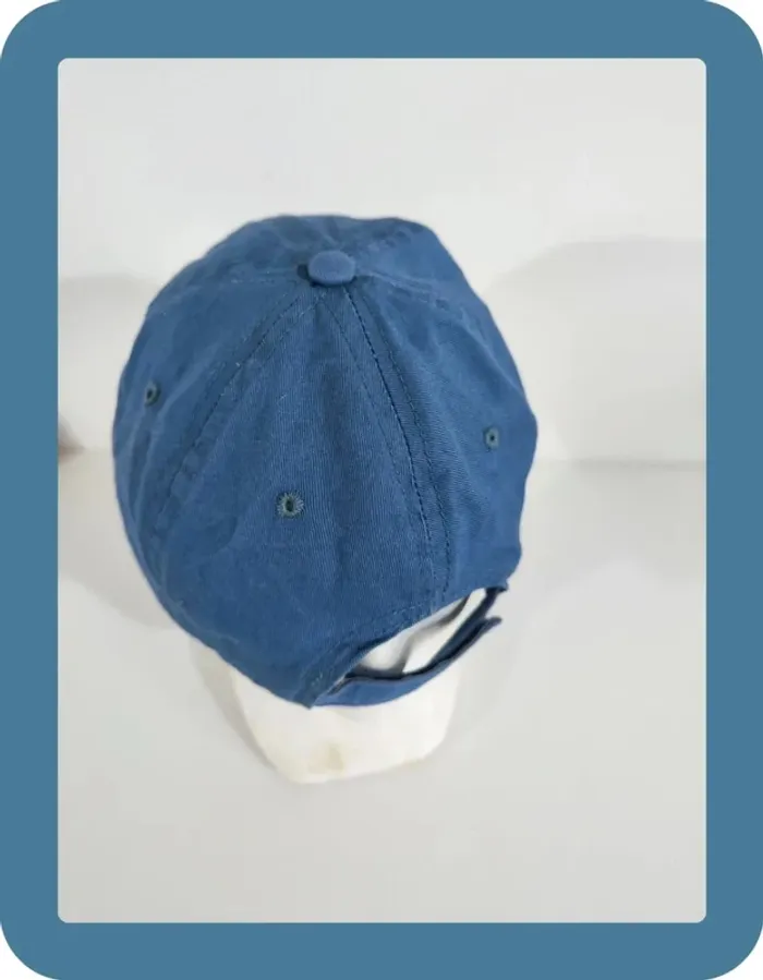 Casquette bleu clair Bershka, taille unique, très bon état - photo numéro 2