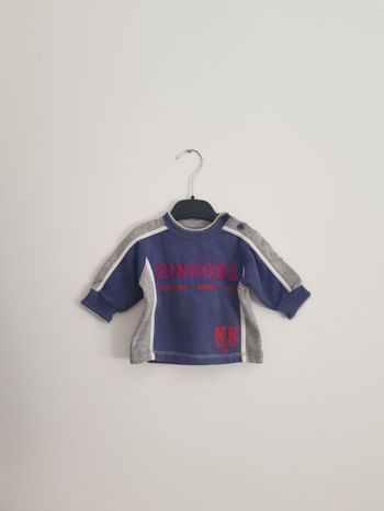 Pull épais taille 3 mois