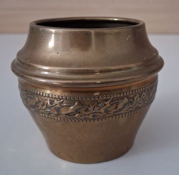 Cache-pot miniature vintage en laiton doré