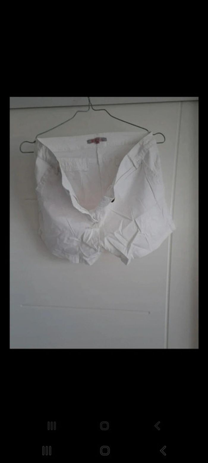 Short U Essentiel 38