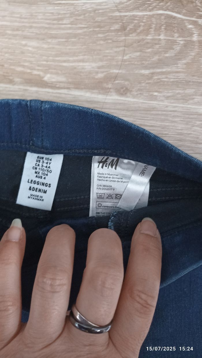 Pull C&A + jean H&M 3/5ans - photo numéro 3