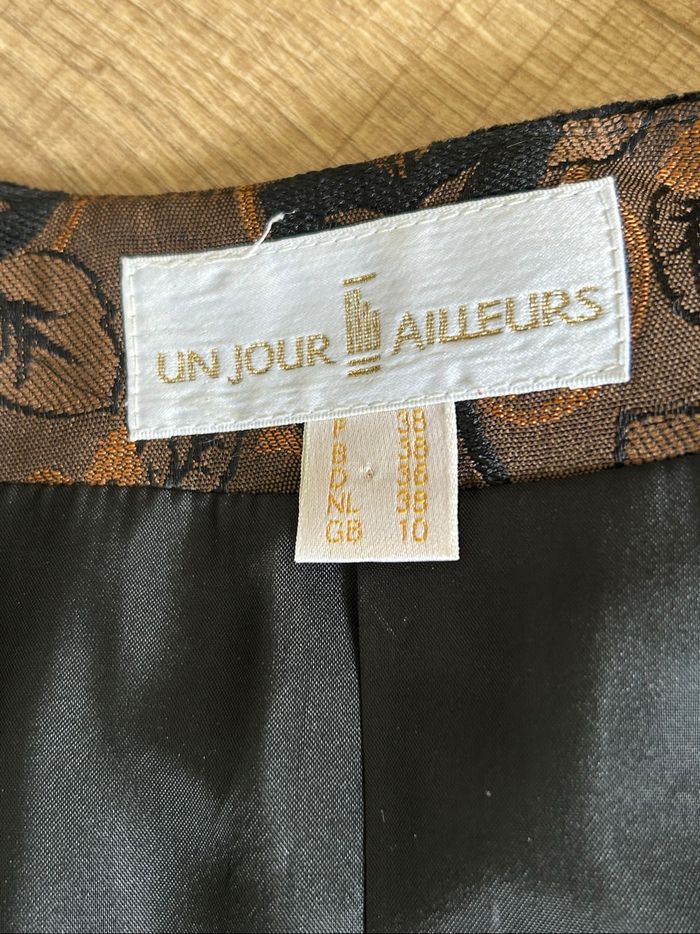 Veste noire et bronze Un Jour Ailleurs taille française 38 TBE - photo numéro 10