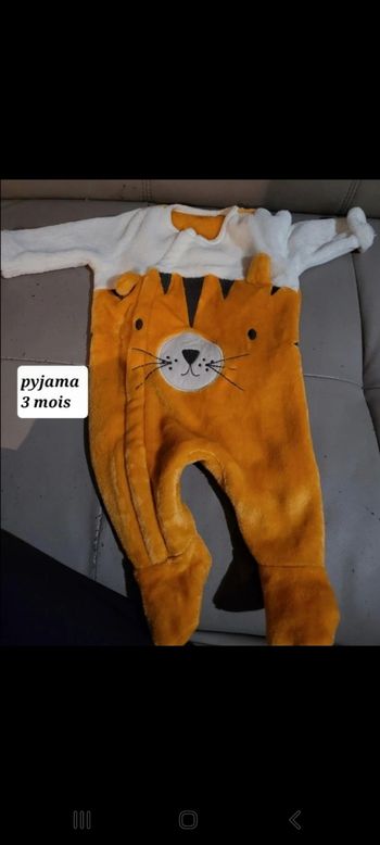 Pyjama lion 3 mois