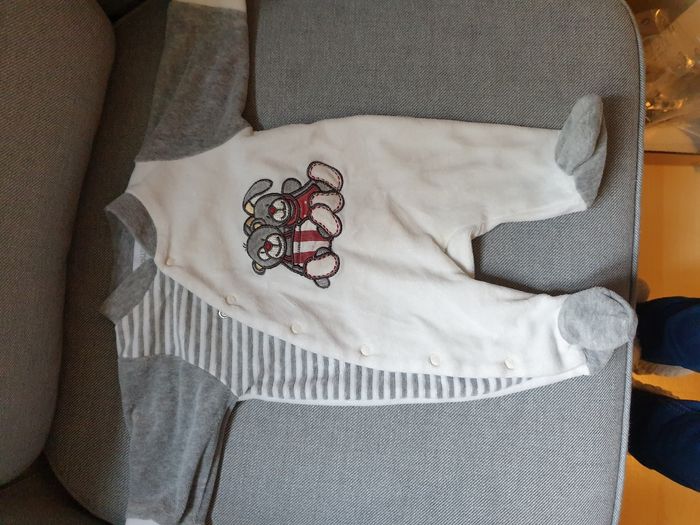 Lot 3 pyjamas naissance - photo numéro 2