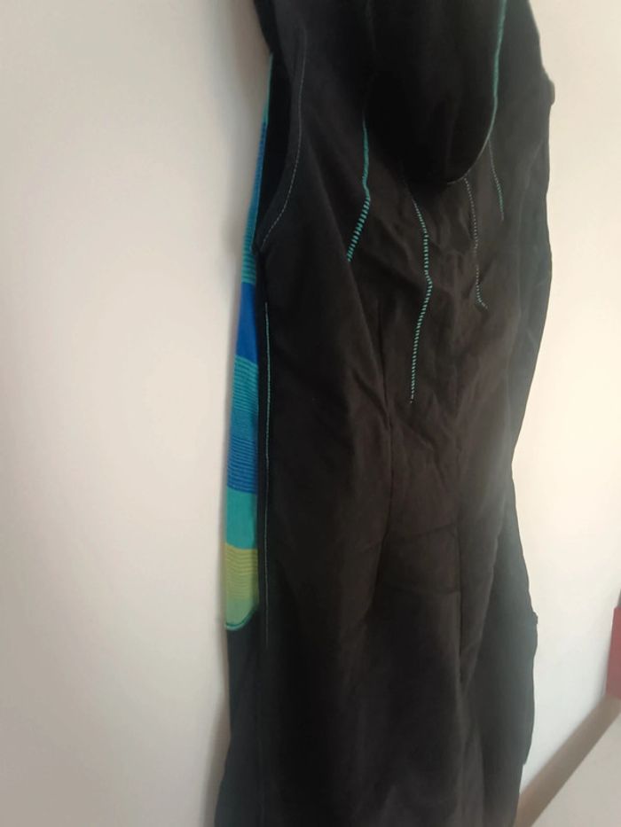 Robe a capuche la mode est à vous - photo numéro 6
