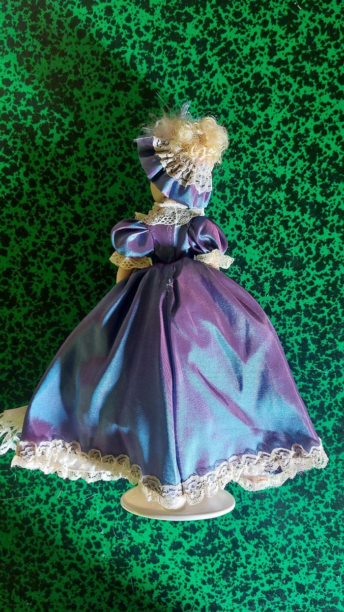 Poupées porcelaine - photo numéro 6