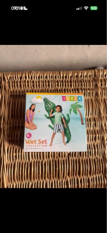 Bouée crocodile intex neuf avec étiquette