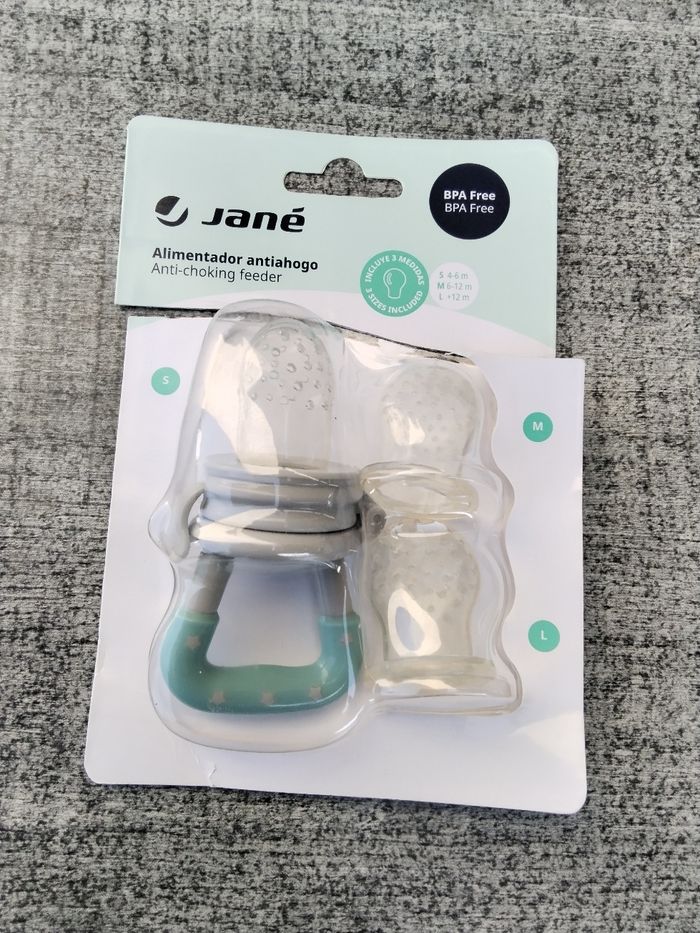 Tétine d'alimentation anti étouffement Jané