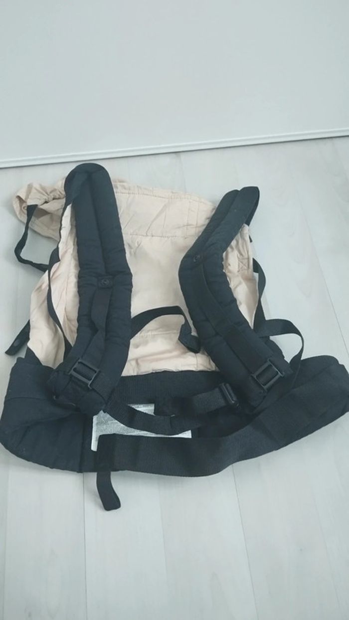 Porte bébé ergo baby + insert bébé - photo numéro 7
