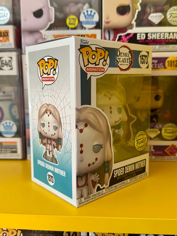 Funko Pop! Animation 1573 - Demon Slayer - Spider Demon Mother - Funko Special Edition - photo numéro 5