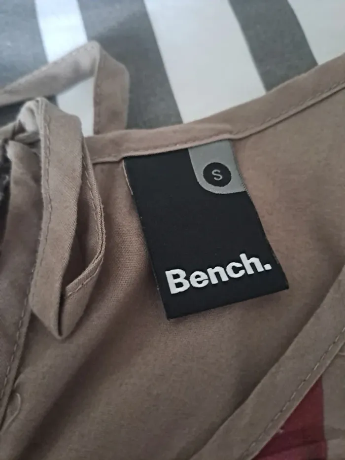 Robe Bench - photo numéro 3