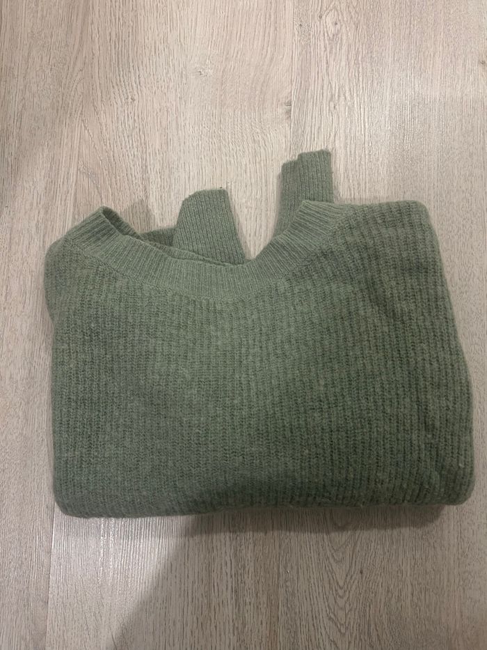 Pull vert - photo numéro 2