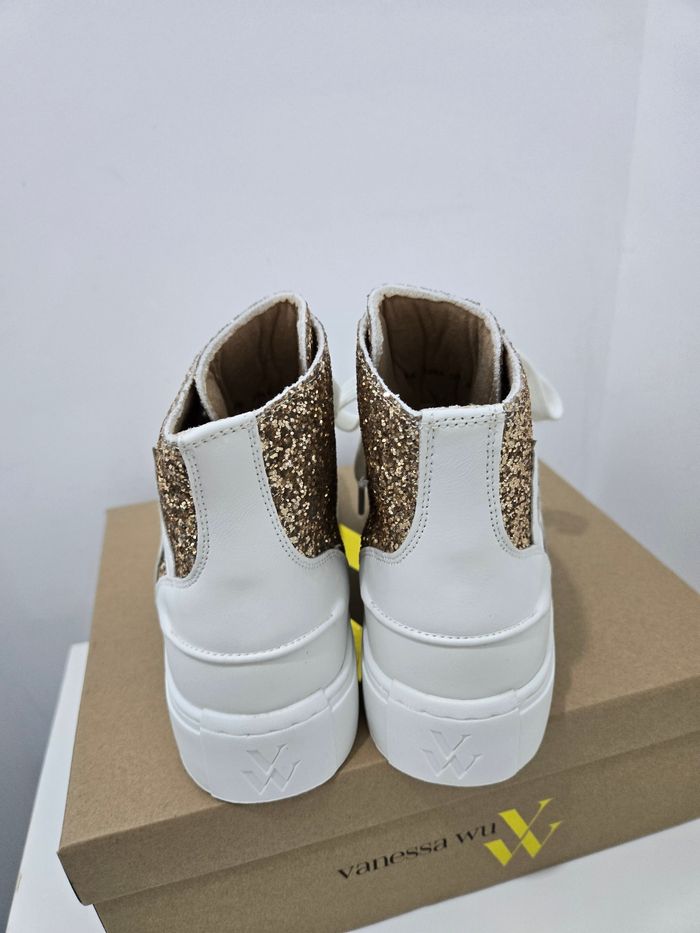 Basket Vanessa Wu taille 37 neuves authentiques blanc doré Alix - photo numéro 4