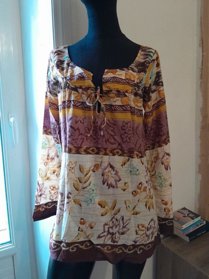 Blouse à motif colorés taille 40 fluide été decolté - photo numéro 5