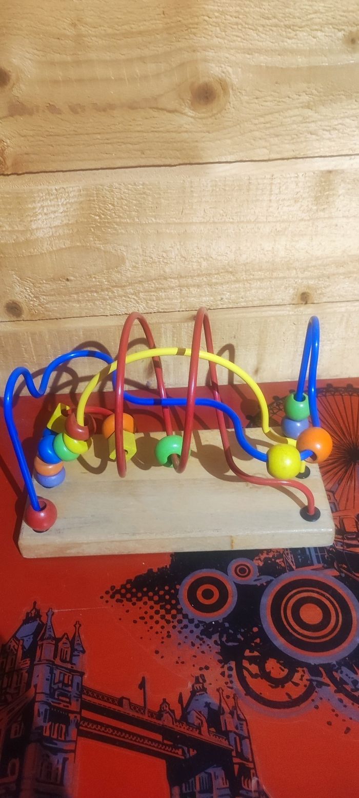 Jouet activité manuel.