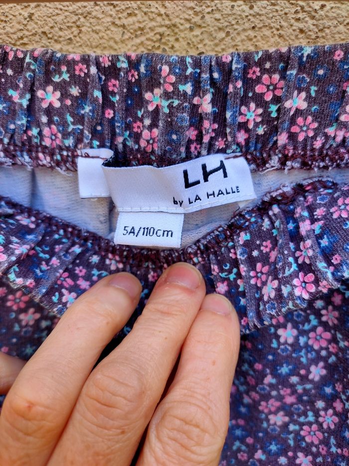 Jupe motif fleurs la Halle taille 5 ans - photo numéro 2