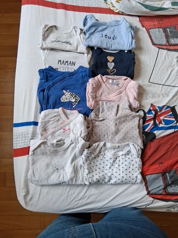 Lot de 10 bodys taille 3 mois