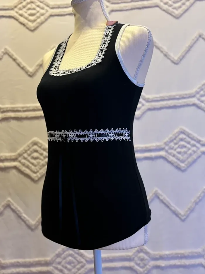 Top noir vintage Soleil Sucré – Taille S – lingerie – Style gothic coquette - photo numéro 5