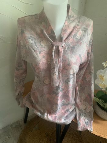 Pull vintage taille 42 manches longues rose gris