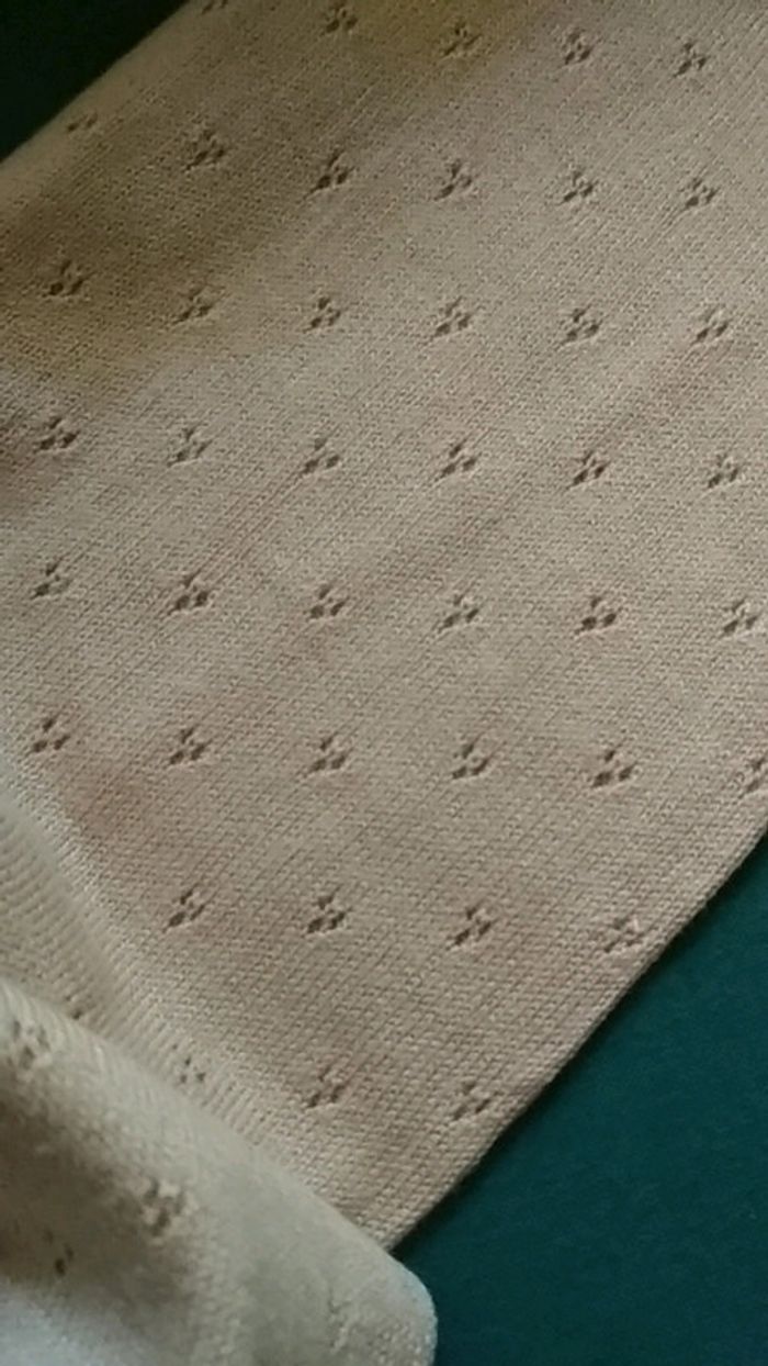 Pull les 3 suisses - photo numéro 2