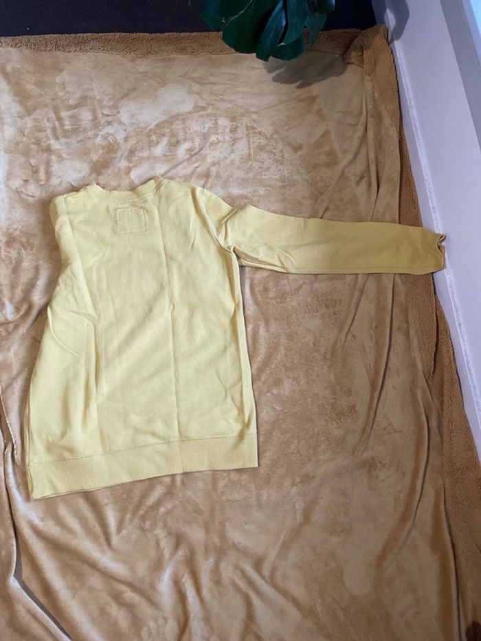 Pull jaune - photo numéro 3