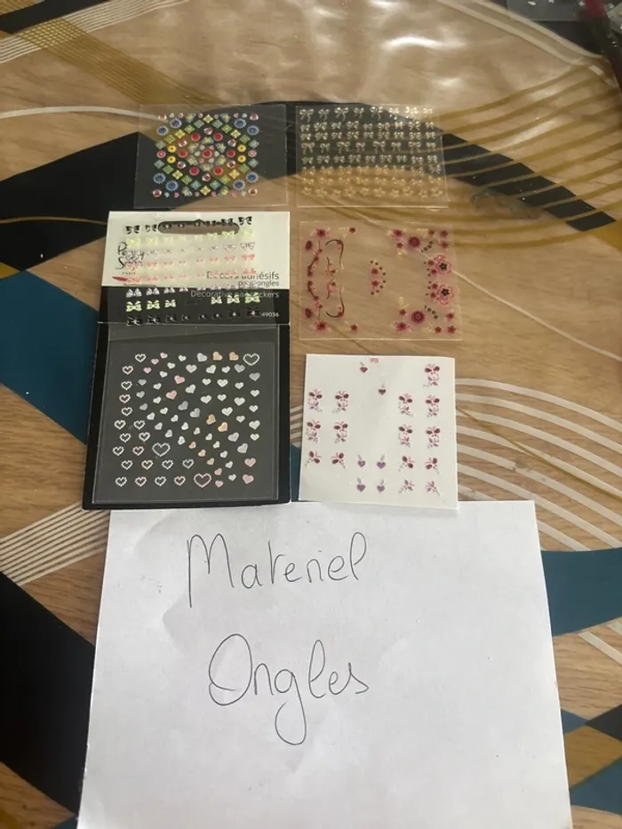 Lot de stickers pour ongles