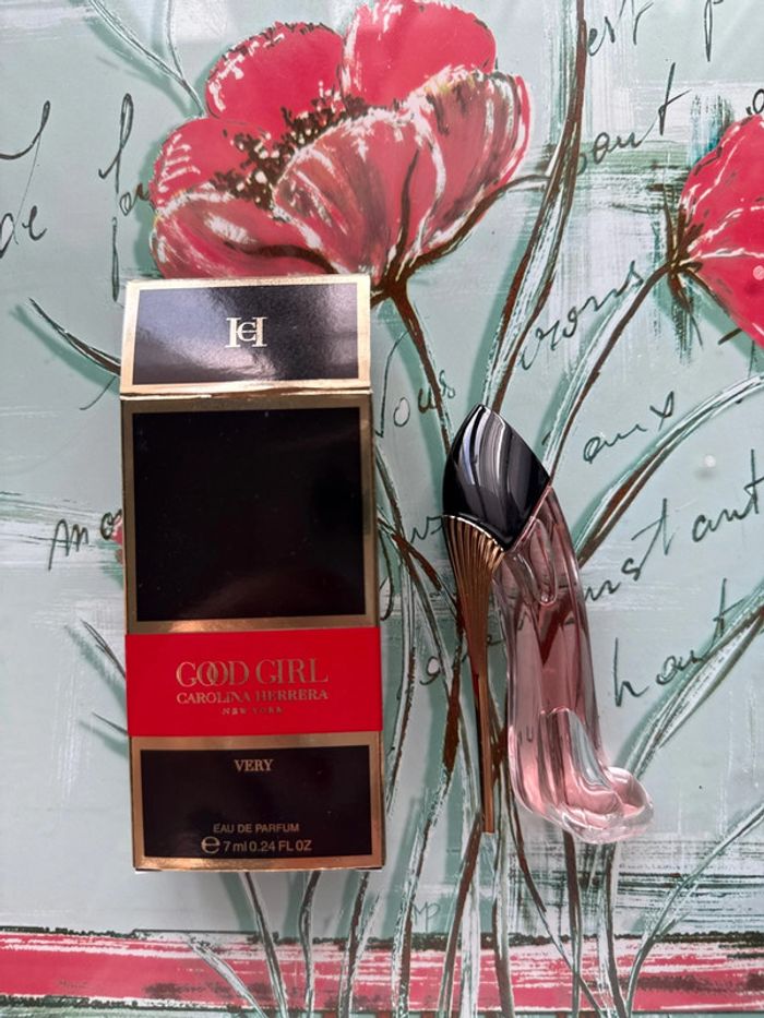 Parfum Very Good girl - photo numéro 3