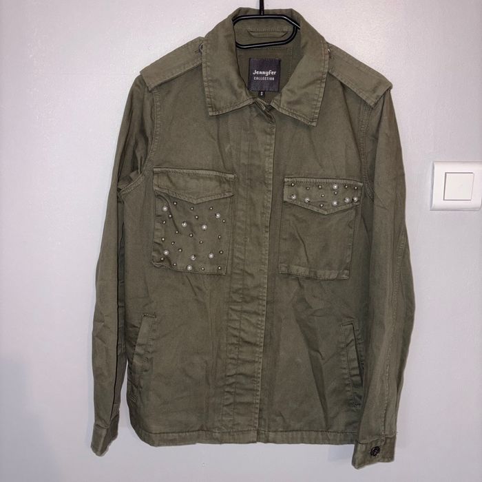 Veste décorée style militaire