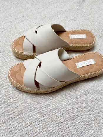 Sandales Roxy 36 croute de cuir neuves