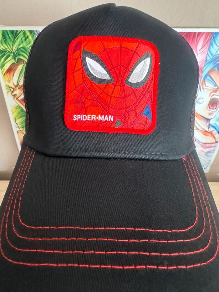 Casquette Spiderman Marvel - photo numéro 2