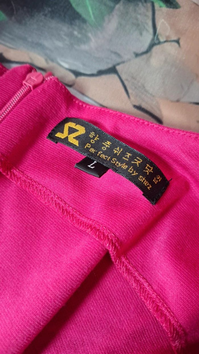 Robe fushia - photo numéro 14